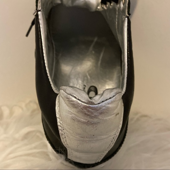 ๐ VINTAGE ITALIAN LEATHER SNEAKS ๐ - Picture 11 of 16